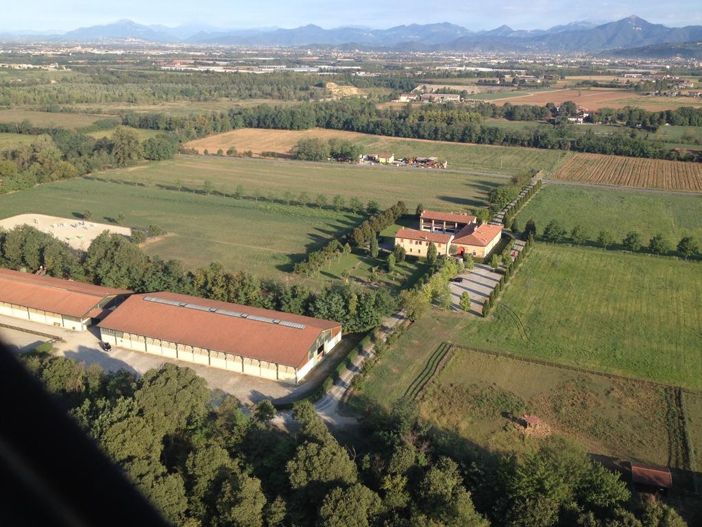 Agriturismo Ca Del Lupo Pallazzolo sullʼOglio Εξωτερικό φωτογραφία