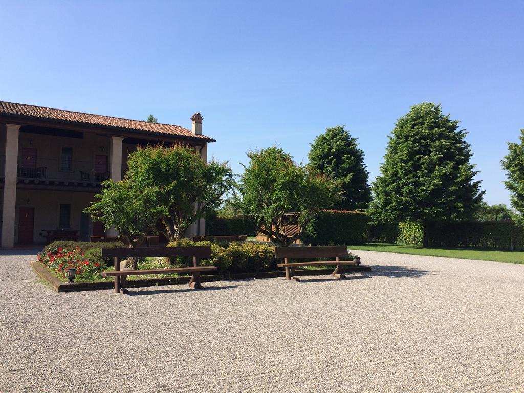 Agriturismo Ca Del Lupo Pallazzolo sullʼOglio Εξωτερικό φωτογραφία