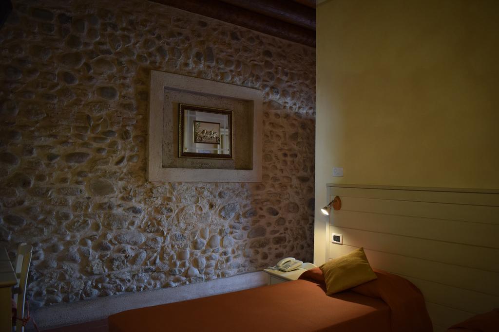 Agriturismo Ca Del Lupo Pallazzolo sullʼOglio Εξωτερικό φωτογραφία